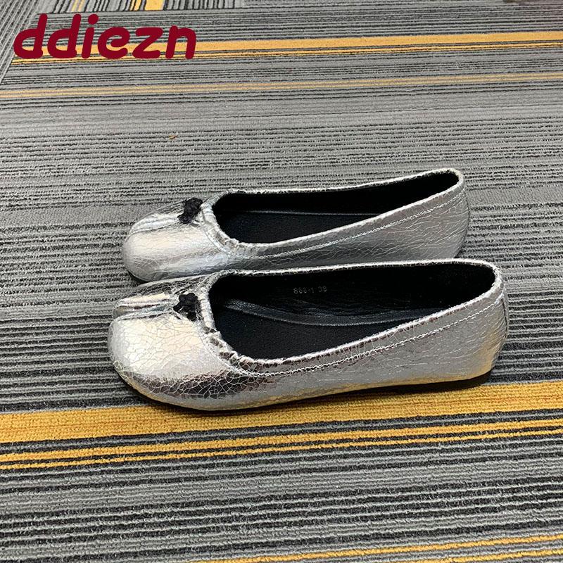 Fashion Fashion Shallow Ladies Flats With Shoes Soft Female New In Summer Spring Footwear Strange Toe Women Flats Slip On Shoes lady
