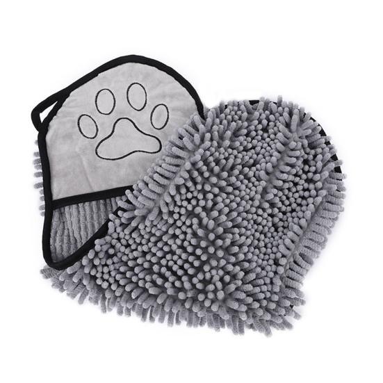 Absorbent Chenille Dog Towel Fast Drying Microfiber Pet Towel with Hand Pockets Machine Washable Dog Drying Towel for Bath Beach Shower