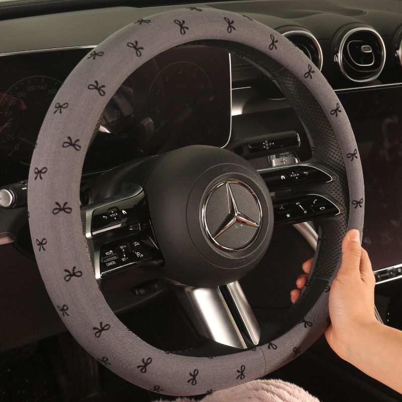 Car Steering Wheel Cover, Universal for All Seasons, Sweat-Absorbent, Summer Cute Cartoon Round Wear-Resistant Bow-Knot Handle Cover for Women