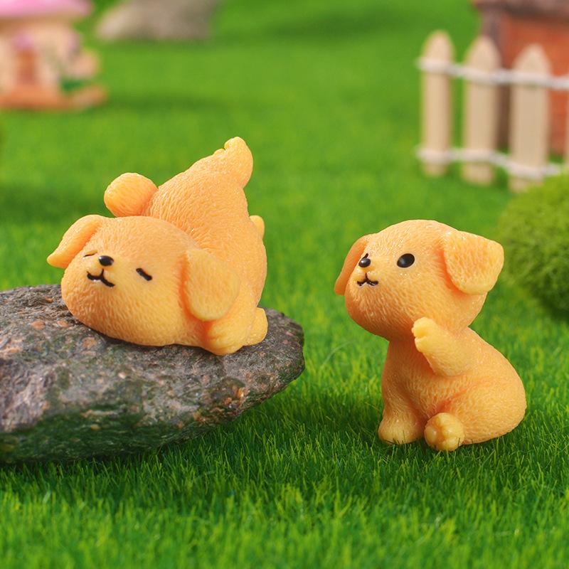 Mischievous Golden Retriever Puppy Micro-landscape Gardening Resin Small Decorative Animal