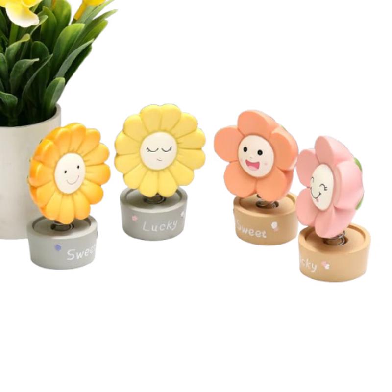 Yuyi Angel Shaking Head Sunflower Car Ornament
