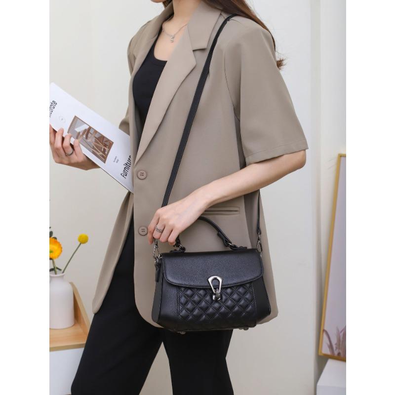 

Модная сумка-тоут через плечо чёрный