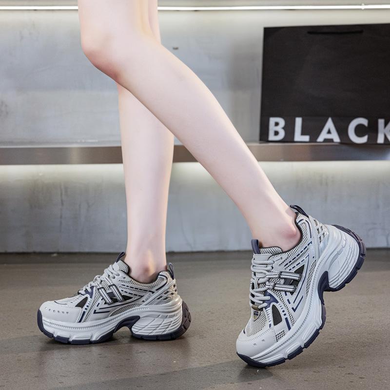 2025 spring new muffin platform dad shoes women show small feet sports versatile casual women's shoes small height