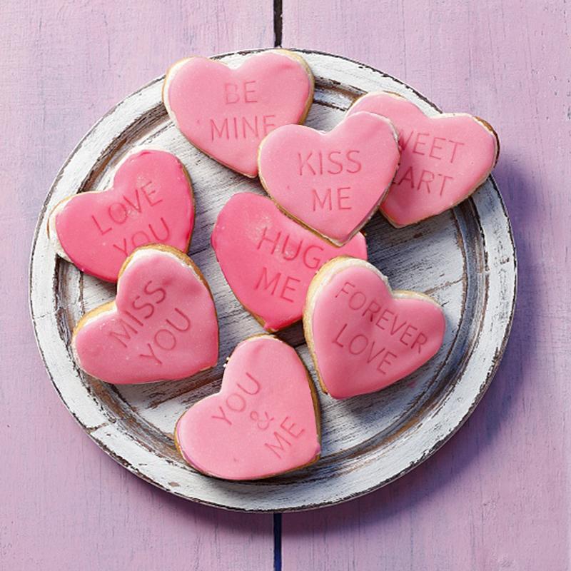 10Pcs Valentines Day Cookie Mold Love Heart Shape Biscuit Fondant Embosser Stamp for Wedding Party Cake Decorating Baking Tools