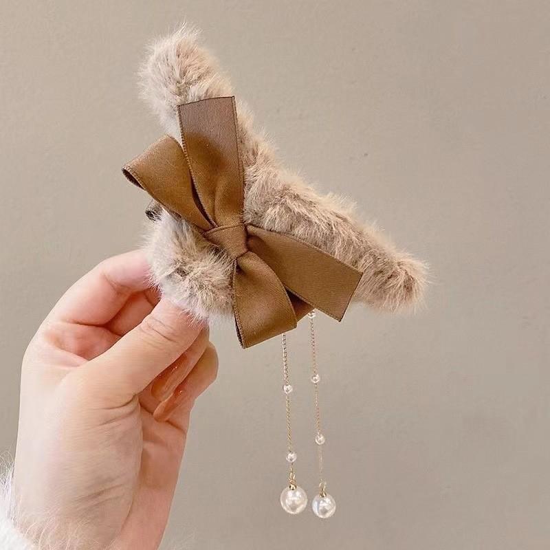Winter Love Heart Plush Claw Clip Temperamental Tassel Hair Clip Fashion Girls Hair Accessories Clip