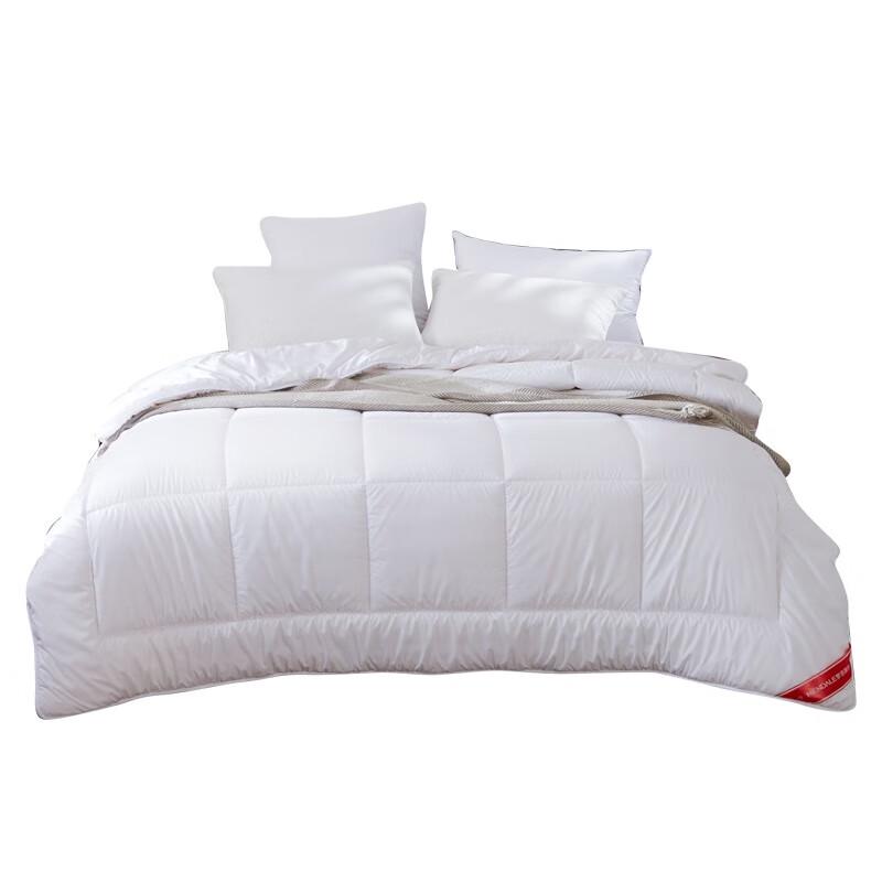 Mengjie All-Season Polyester Fiber Quilt