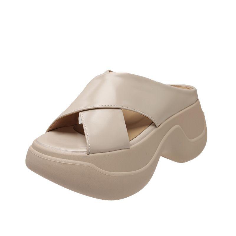 Fashion Versatile Thick-soled Temperament Cool Slippers Women's 2025 Spring Small Height Increase Lightweight One-word Sandals Explosion