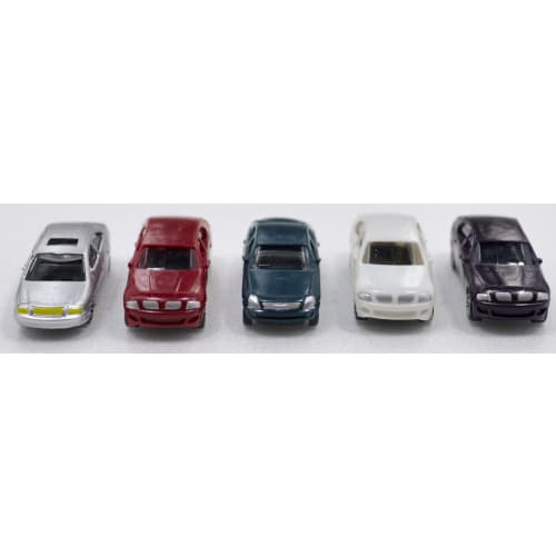 N Gauge Doll and Miniature Car Random Set (100 Dolls, 5 Miniature Cars) 1/150 Scale Ideal for Dioramas, Architectural Models, etc.