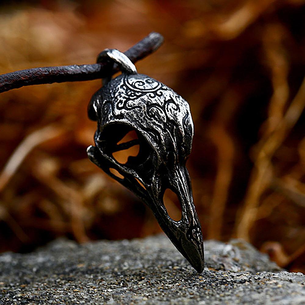 Pendentif Crâne de Corbeau Viking Unique en Acier Inoxydable Vintage Punk Homme Colliers Animaux Personnalisés Tendance Hip Hop Bijoux Vente en Gros W6511WW-