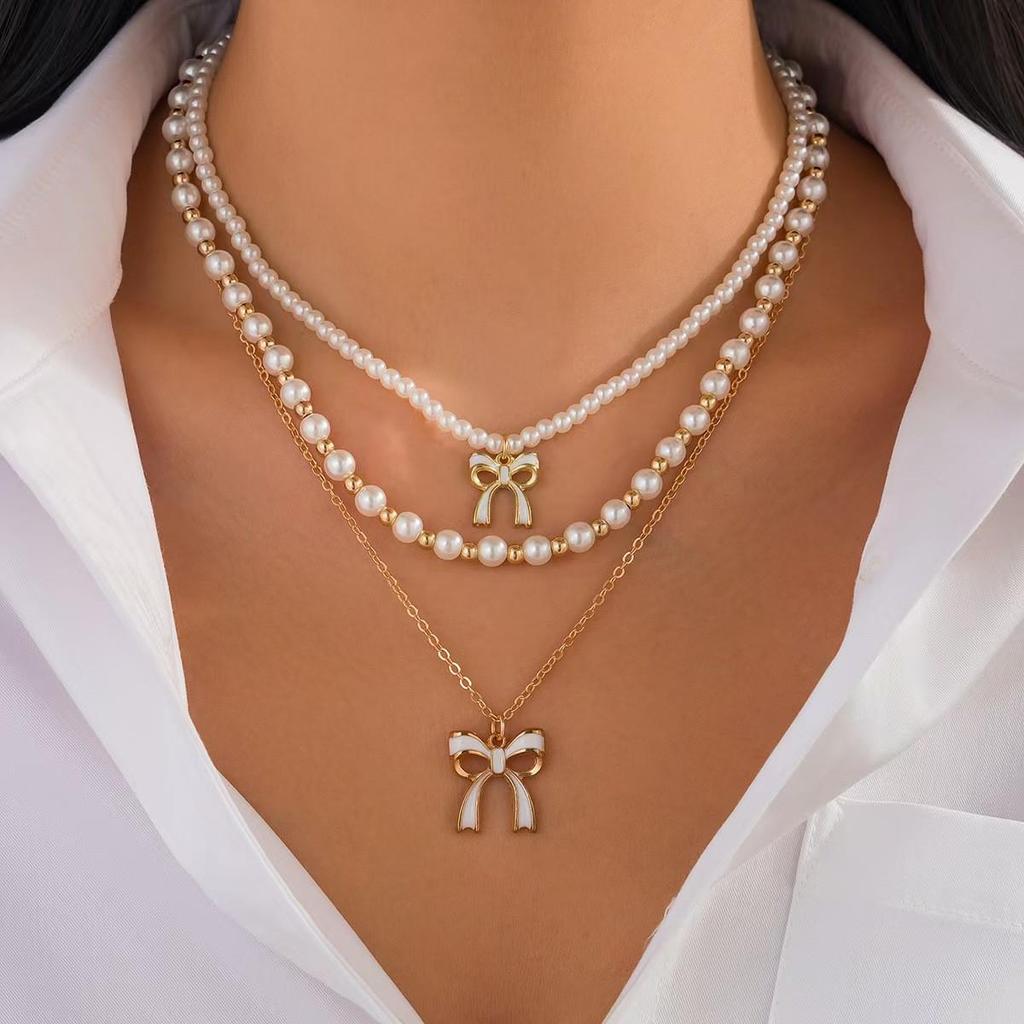 European-American Starfish Necklace & Earring Set: High-End Clavicle Chain, Light Luxury Vacation Style for Women.