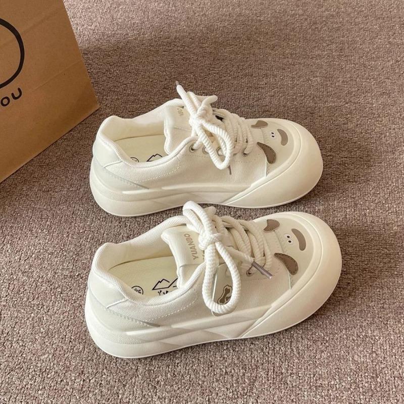 

Весенние новые повседневные кеды высокой стоимости, женские юбки на толстой подошве, маленькие белые туфли-хлебушки, универсальная обувь 40 бежевый