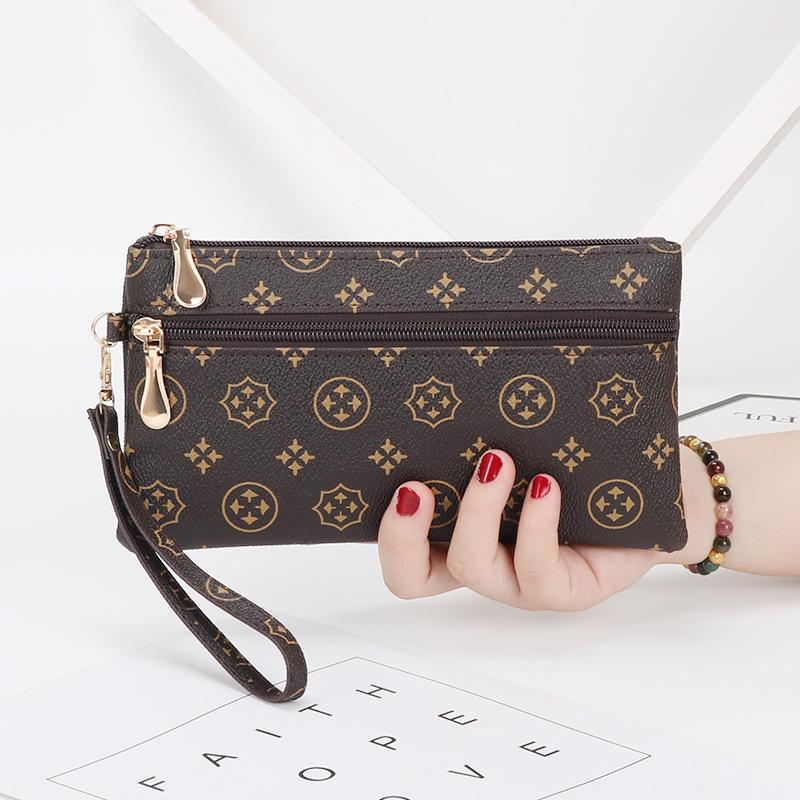 Clutch Bag New Women's Wallet Fashion Versatile Casual Mobile Phone Bag Women's Change Bag Simple Small Square Bag