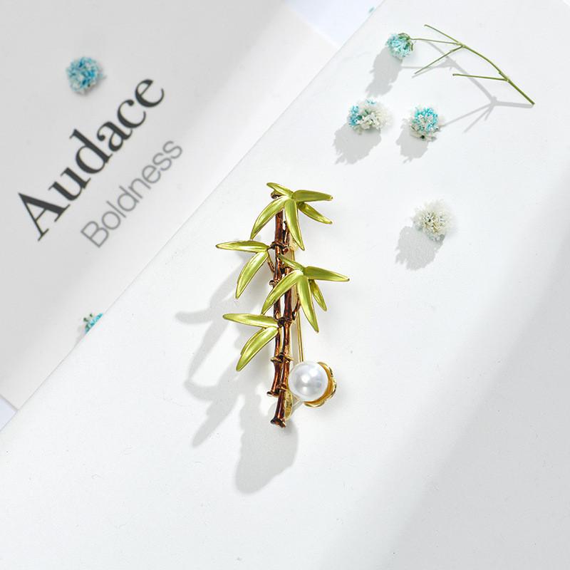 Fashion Floral Brooch Pin Alloy Animal Design For Women Office Wear