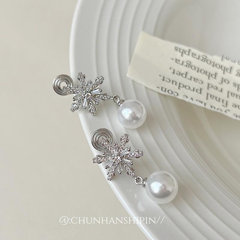 Autumn and winter sweet snowflake pearl earless earrings temperament simple high-end stud earrings long versatile fashion earrings