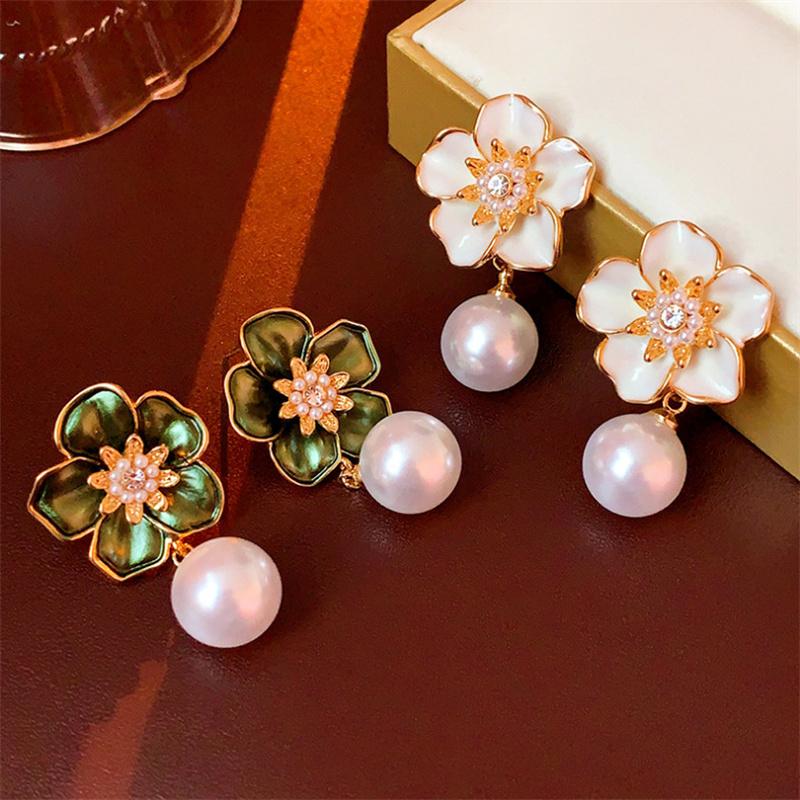 Fashion Camellia Flower Imitation Pearl Earring For Women Luxury Jewelry Accessories