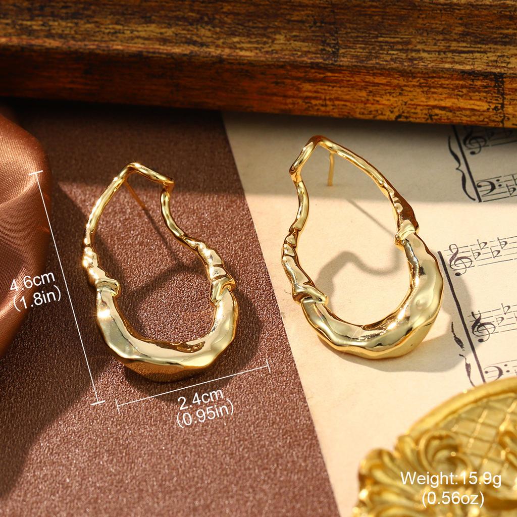 Medieval style pearl flower stud earrings geometric fringed French three-dimensional design earrings simple fashion exaggerated earrings