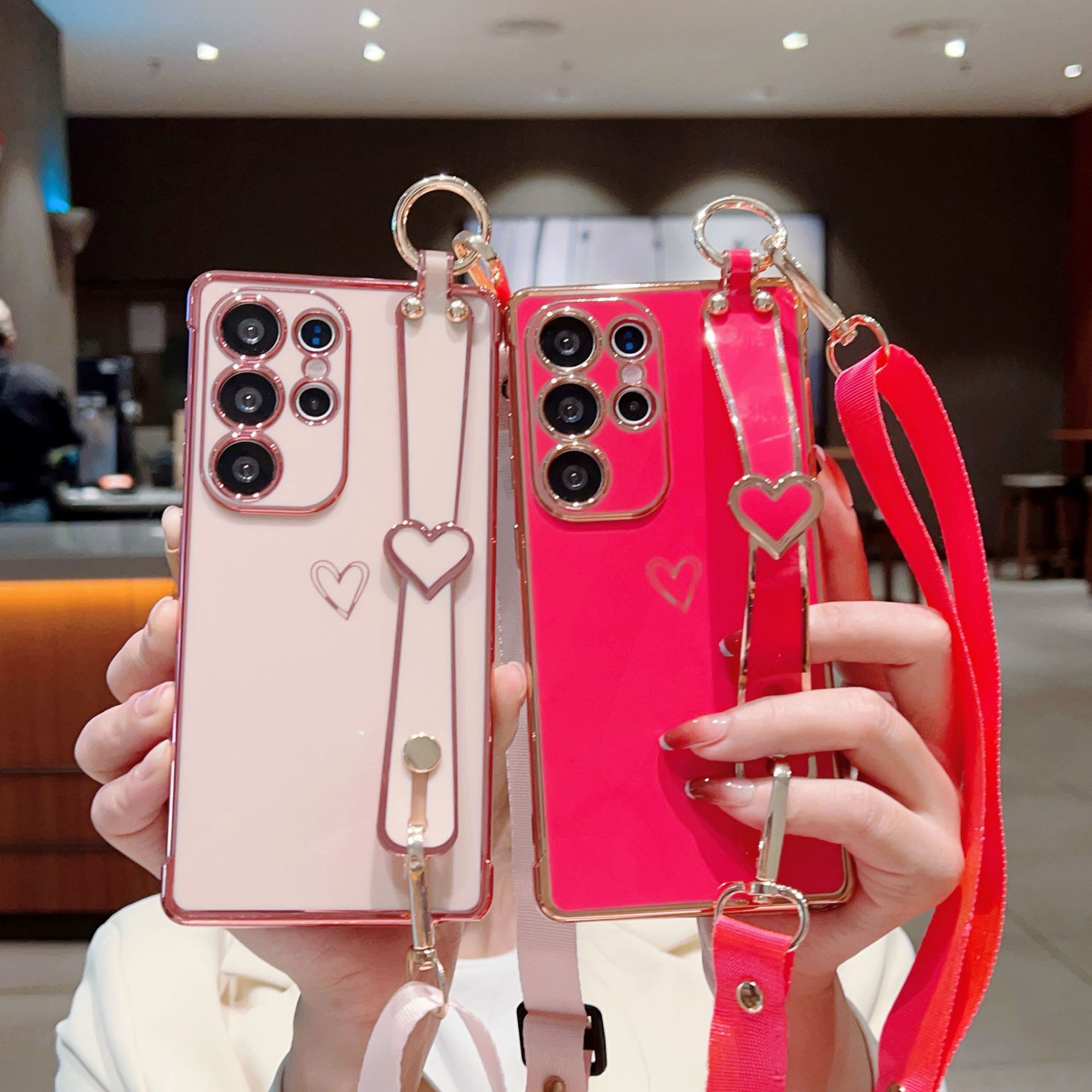Amore Galvanizzato Adatto per Custodia per Telefono Cellulare Samsung S25 Ultra S24FE Cordoncino da Polso Supporto Laccio A56 Copertura Protettiva