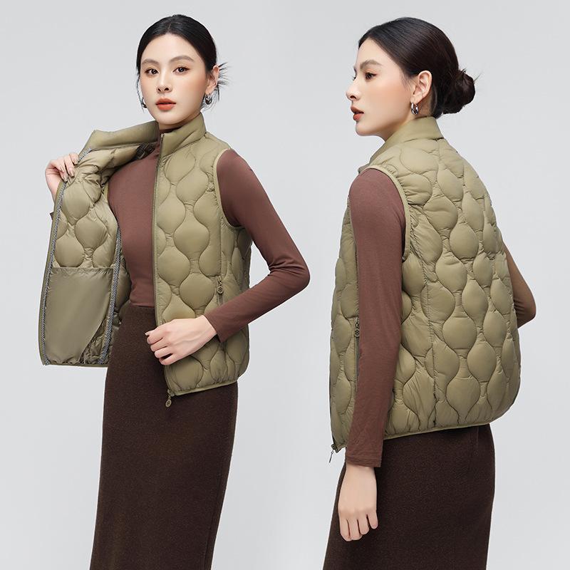 Down cotton vest women's 2024 autumn and winter new outer wear light mother vest short vest warm cotton vest