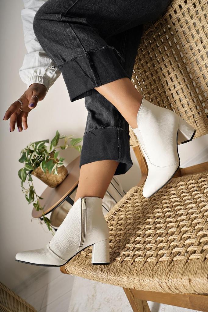 Women Modern Stylish Fashion Genuine Leather Genuine Leather Women Casual High Heel Pointed Boots