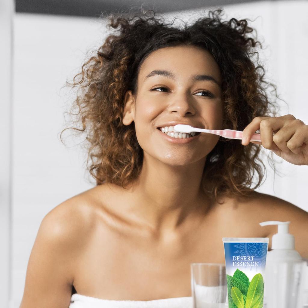 Dessert Essence Toothpaste Mint 176g