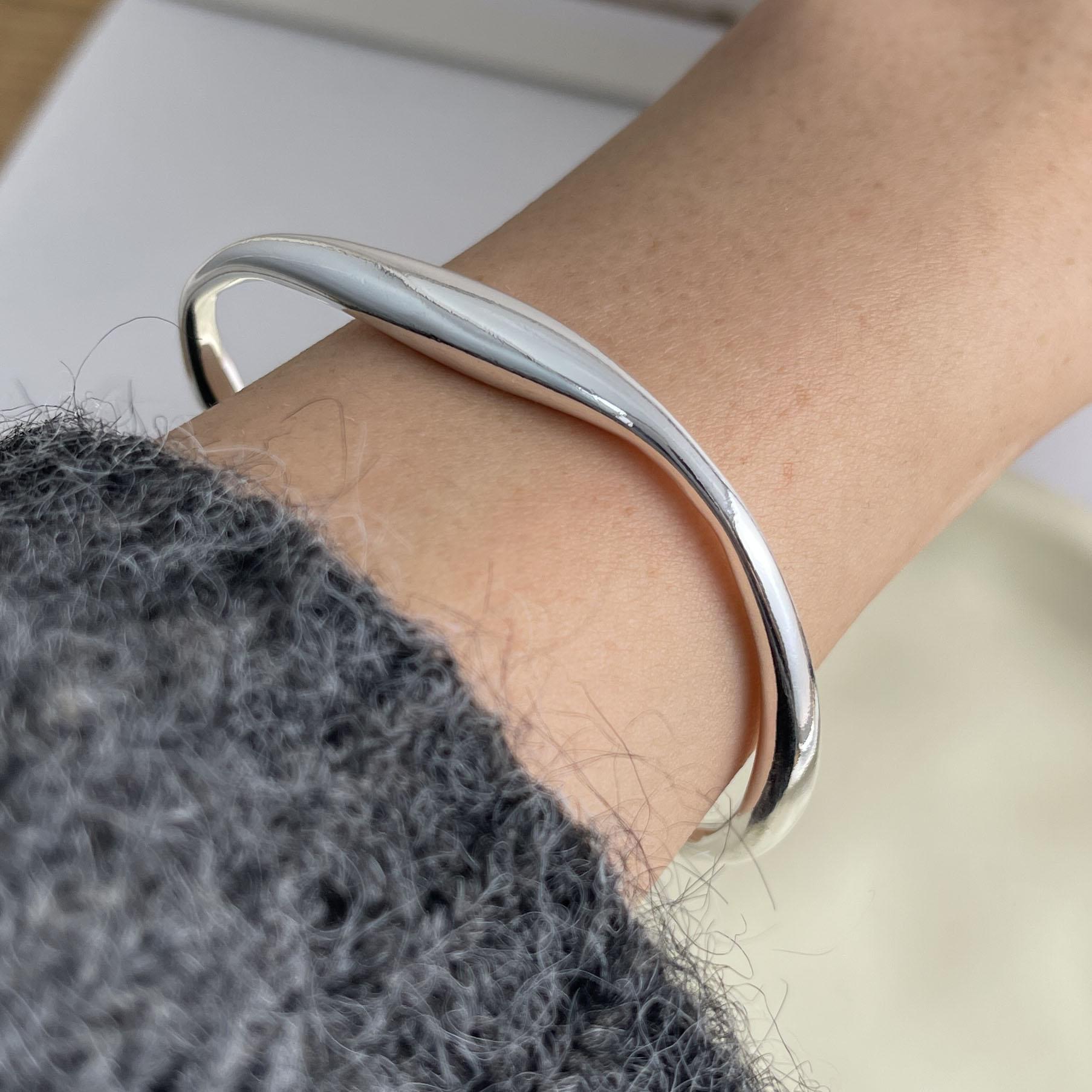 

100% Solid 925 Sterling Silver Retro Bracelet for Women Men Vintage Handmade Vintage Star Smooth Bracelet Birthday Gift
