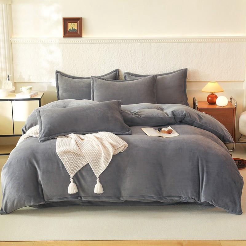 Warm Velvet Duvet Cover Skin-friendly Quilt Cover Solid Color Comforter Cover Home Bedding housse de couette (No Pillowcase)
