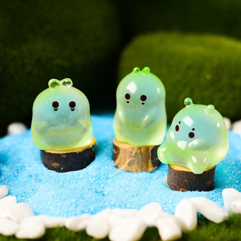 6 Stück Niedliche Mini Gespensterfigur Leuchtendes Alien Ornament Mikro Landschaft Dekoration Puppenhaus Miniatur Spielzeug