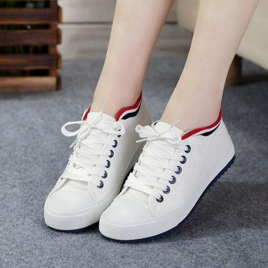 Zapatos Planos de Lona con Suela Blanda para Mujer Primavera 2025 - Versátiles y Casuales Estilo Caliente Estudiante Zapatos de Tabla