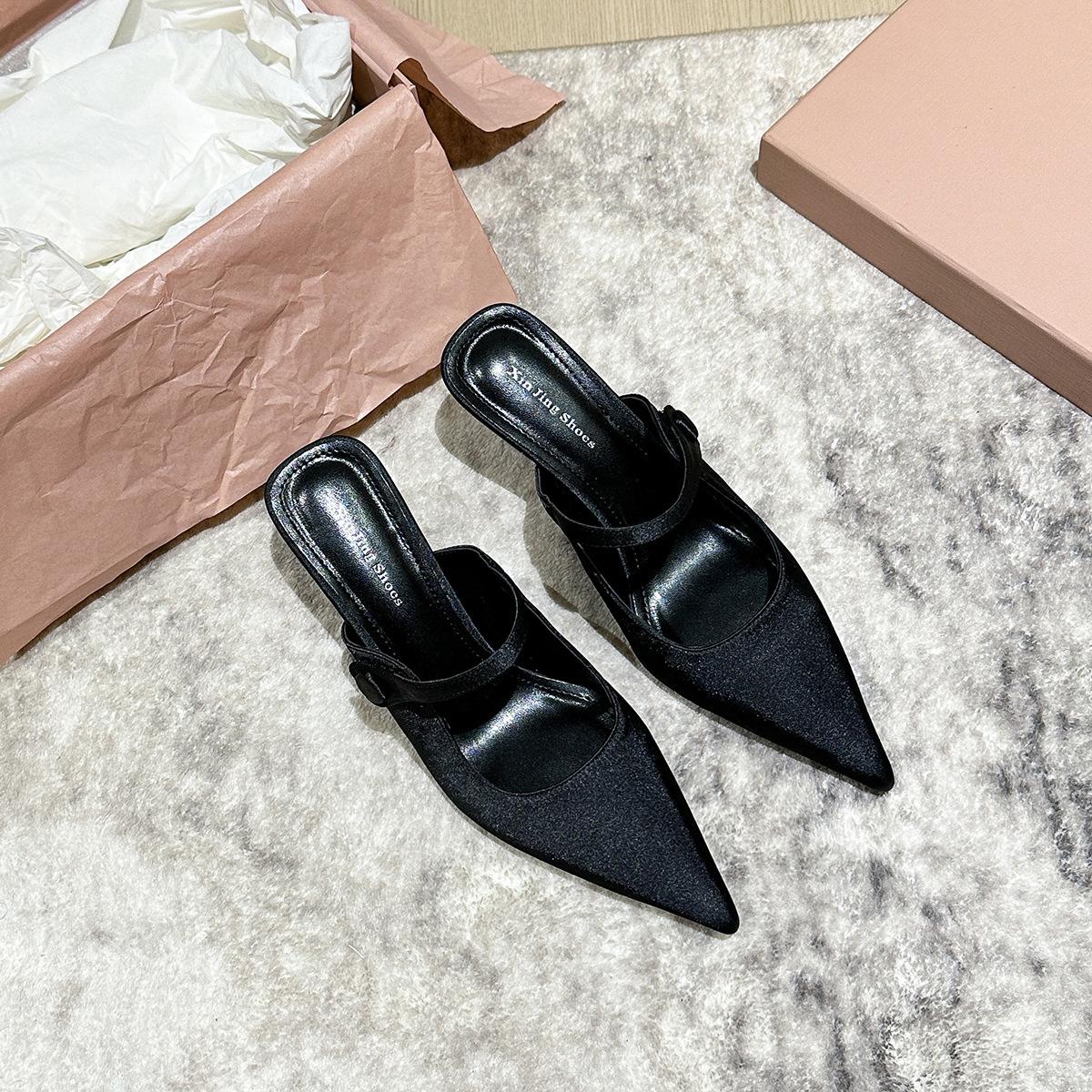 

9733-8 Temperament silver bag head high heels outer wear women s shoes spring and autumn new word with empty pointed women s shoes 35 чёрный