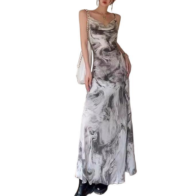 Spring/Summer V-Neck Off-Shoulder Chinese Ink Print Dress - Slim Fit, Backless, Hip-Hugging Long Dress