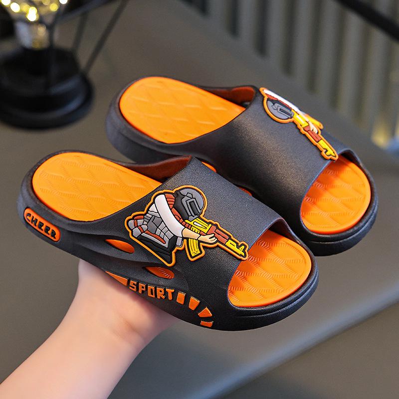 2025 Neue rutschfeste Sommer-Hausschuhe/Sandalen für Jungen (Innen/Außen): Trendig, Cool, Langlebig für den Gebrauch im Kinderzimmer und Badezimmer