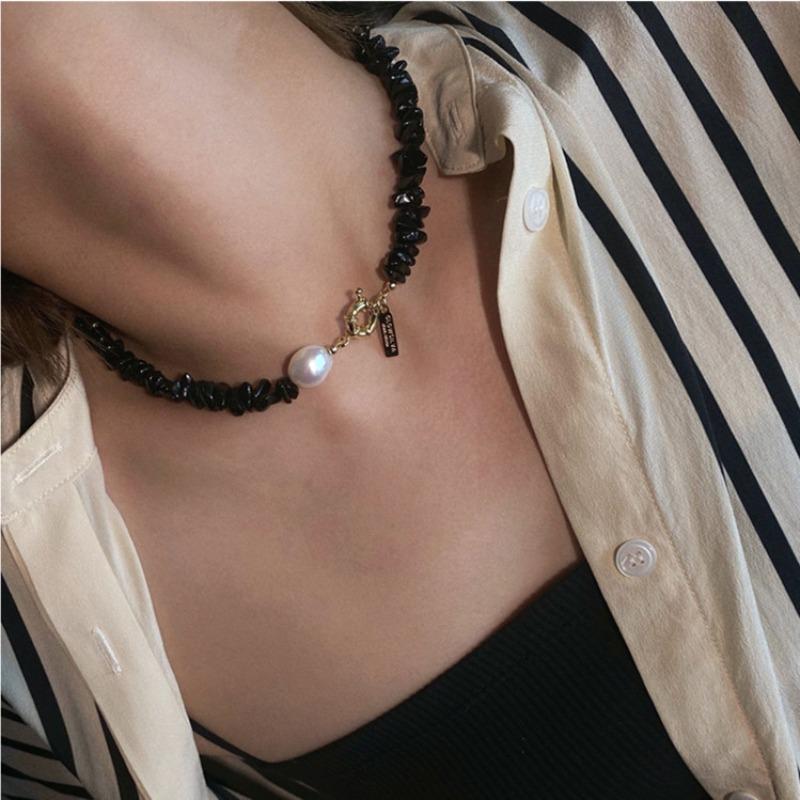 Rare Design Natural Agate Mosaic Baroque Freshwater Pearl Necklace - Vintage and Fashionable Sailor-style Neck Chain