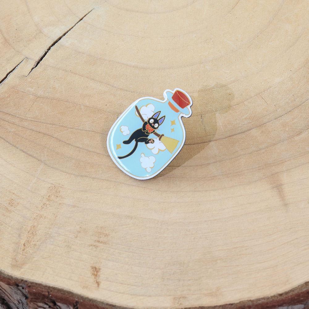 Spilla smaltata Kiki la Gatta: Merchandising e Accessorio Regalo per Film Anime