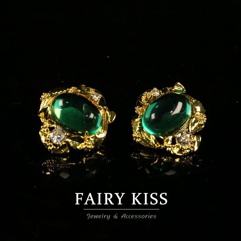 Luxury Copper Wax Zircon Inlaid Necklace Set with Glass Accents