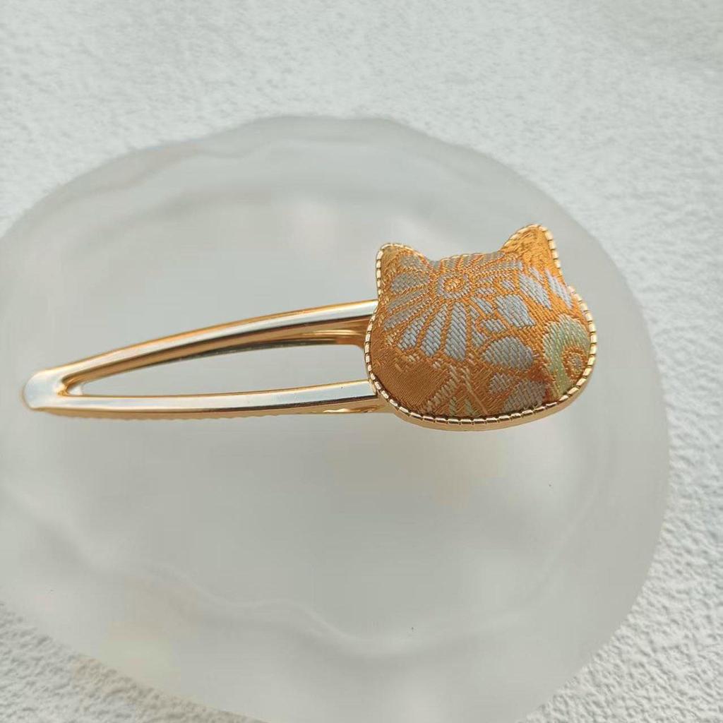 Handgefertigte chinesische bestickte Haarnadel - Brokat-Entenschnabel-Klammer