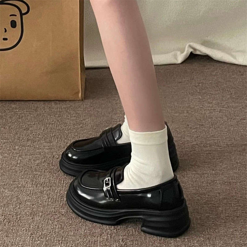 Brown retro British style heightened platform small leather shoes women's 2025 spring and autumn new French one-pedal loafers