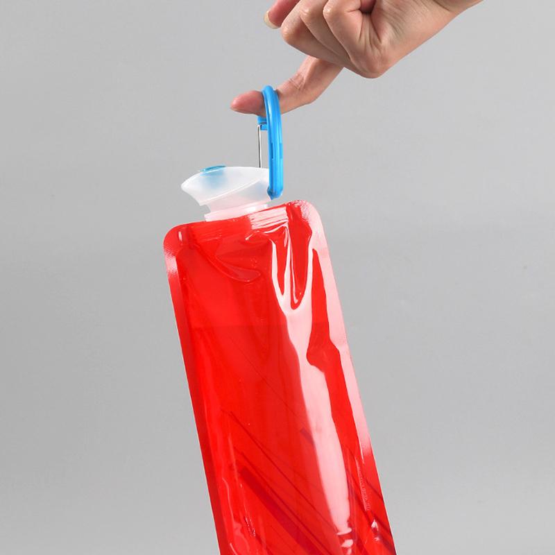 Bouteille d'eau pliable réutilisable pour le sport, le voyage, portable, bouilloire, bouteille d'eau en plastique pour sports de plein air, 700 ml