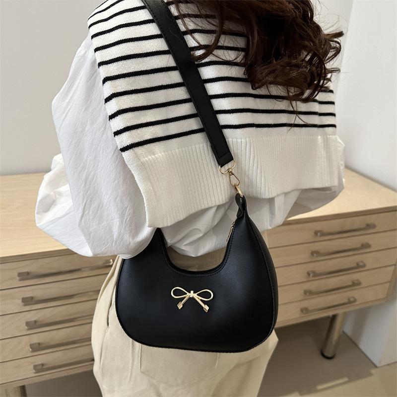 Temperament versatile women's bag fashion bow underarm bag niche design shoulder messenger bag