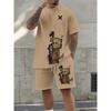 Modisches khaki-farbenes Herren-Kurzarm-Set mit Cartoon-Muster