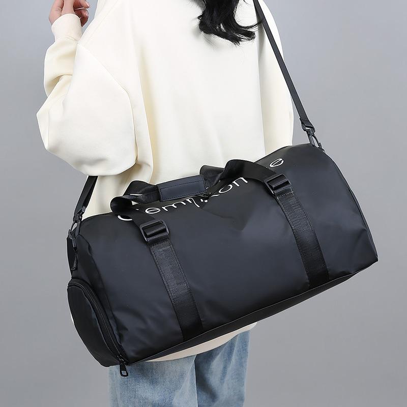 Einfache Tasche für Kurzreisen Buchstabe Tragbare Sport-Fitness-Tasche mit großem Fassungsvermögen Separates Schuhfach Gepäckaufbewahrungstasche für Geschäftsreisen