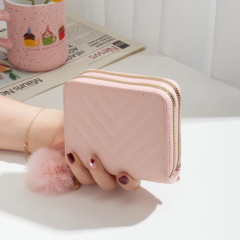 New Double-layer Wallet, Twill Hairball Decoration, Women's Short Hand Change Bag, Casual Bag, One Generation