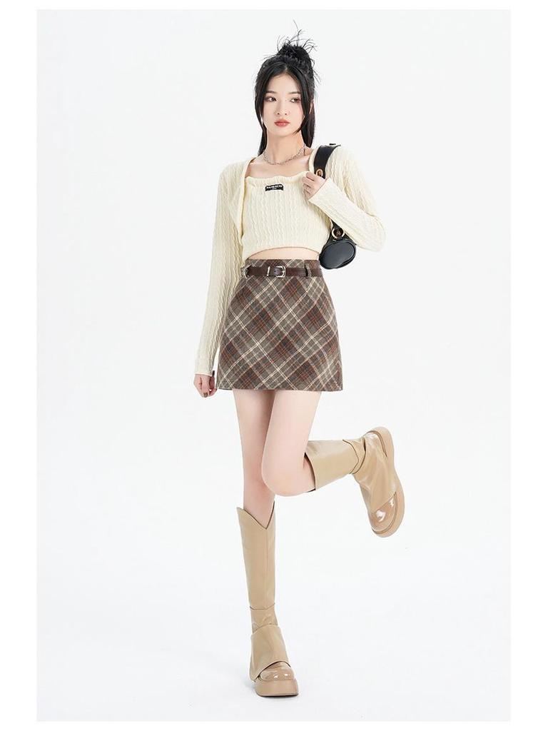 High-Waisted Plaid Slit Skirt - Plus Size Korean Style Retro Slimming Women's Fashion 2025 Autumn