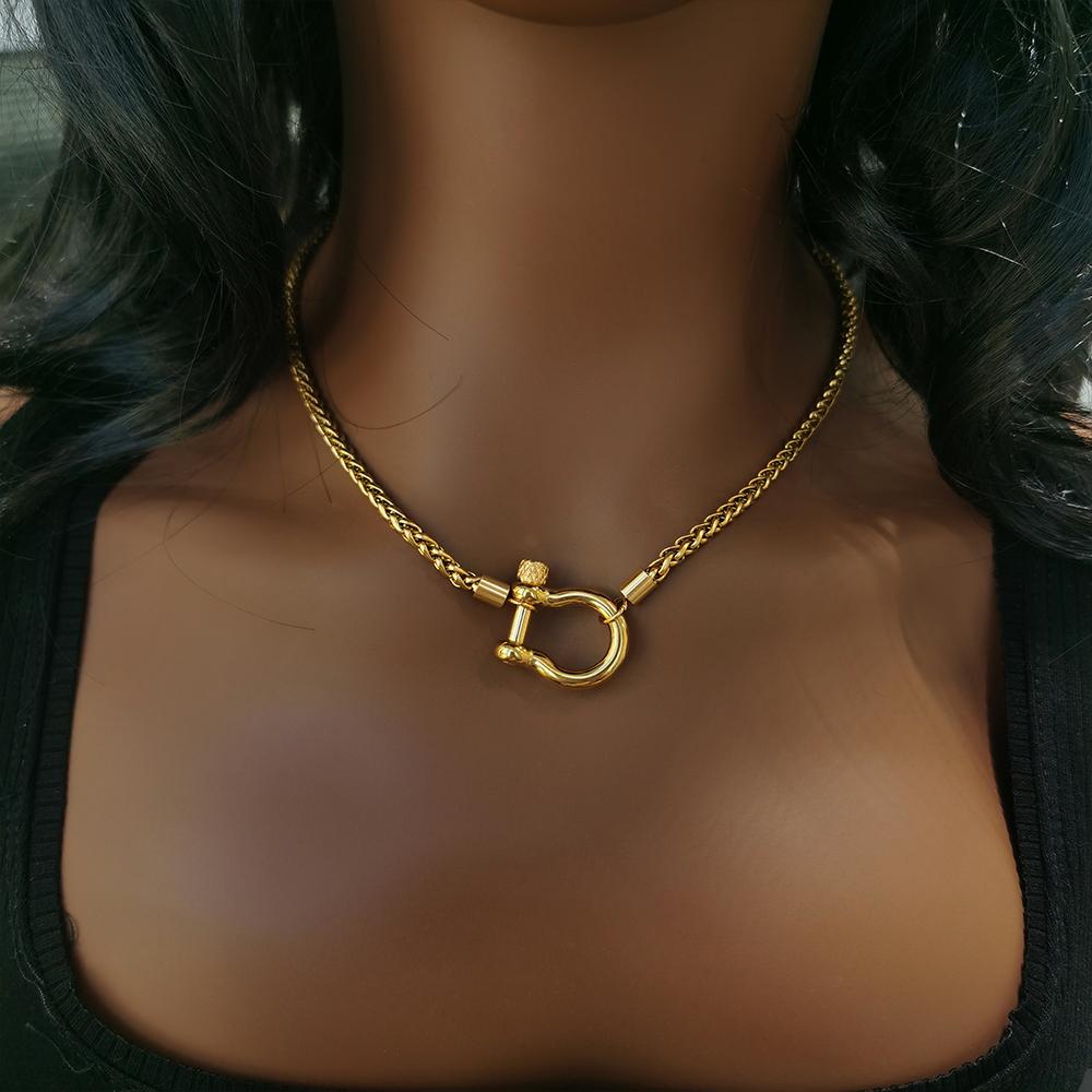 Non Tarnish Waterproof Jewelry 18K Gold Plated Stainless Steel Rope Chain Choker Necklace Two Tone Horseshoe Necklace YF3383