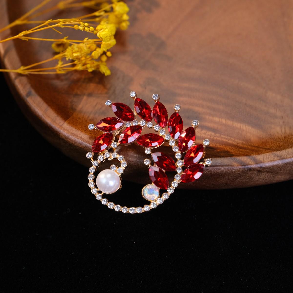 

Елегантна брошка зі стразами: Високоякісна японська та корейська мода кришталева шпилька для шарфа для жінок