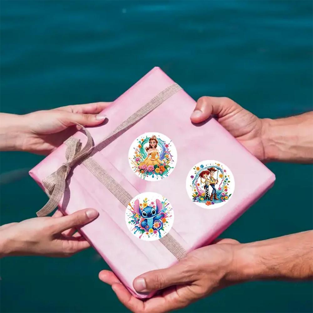 500pcs Mix Anime Stickers Roll Cute Princess Mickey Mouse Sealing Label Decoration Decals Children Party Sticker Toy Gift