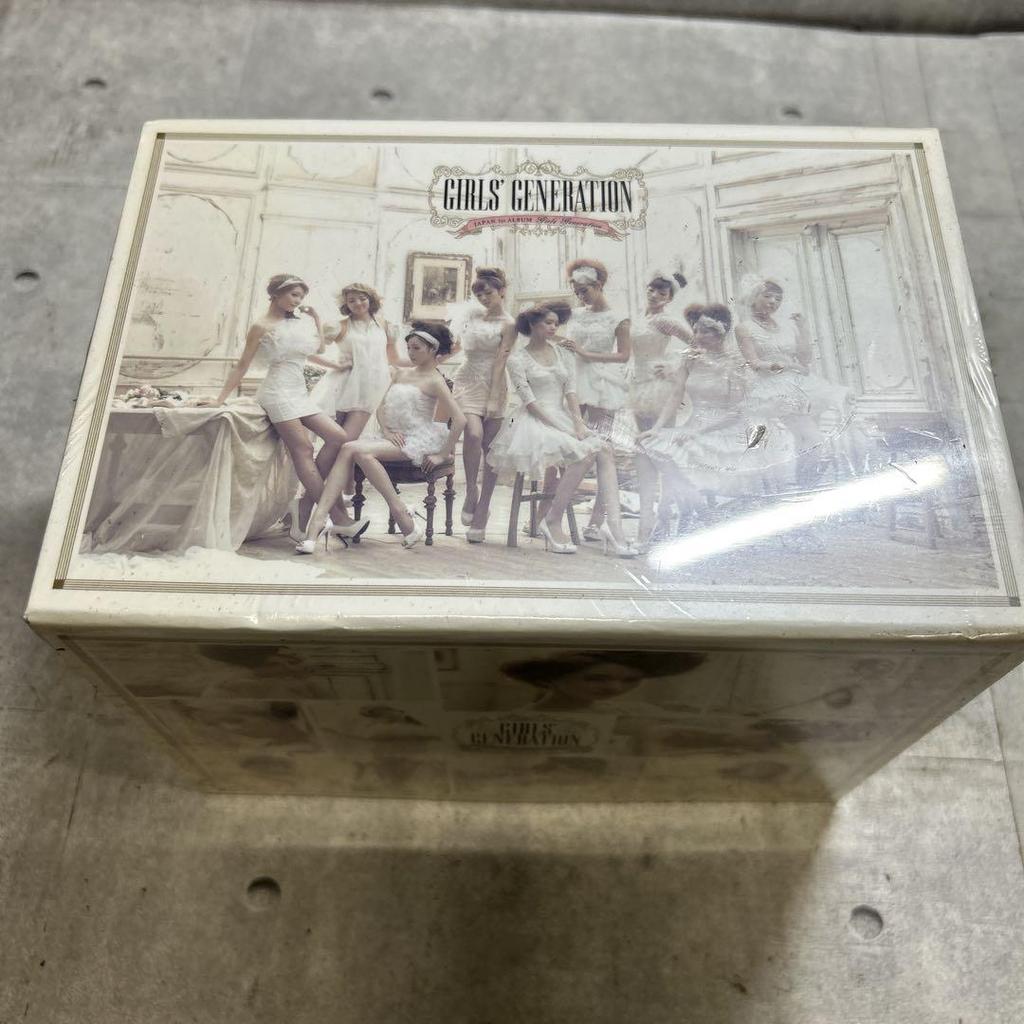 [USED] Girls' Generation 1st Album Deluxe First Press Limited Edition