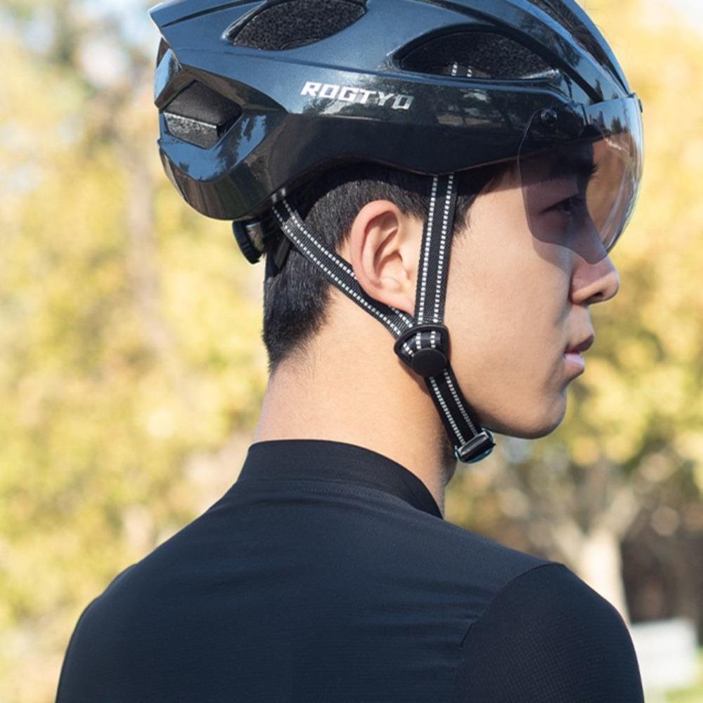 Bicycle helmet with goggles, new summer rider color-changing magnetic tail light breathable skateboard riding integrated Kong Ming