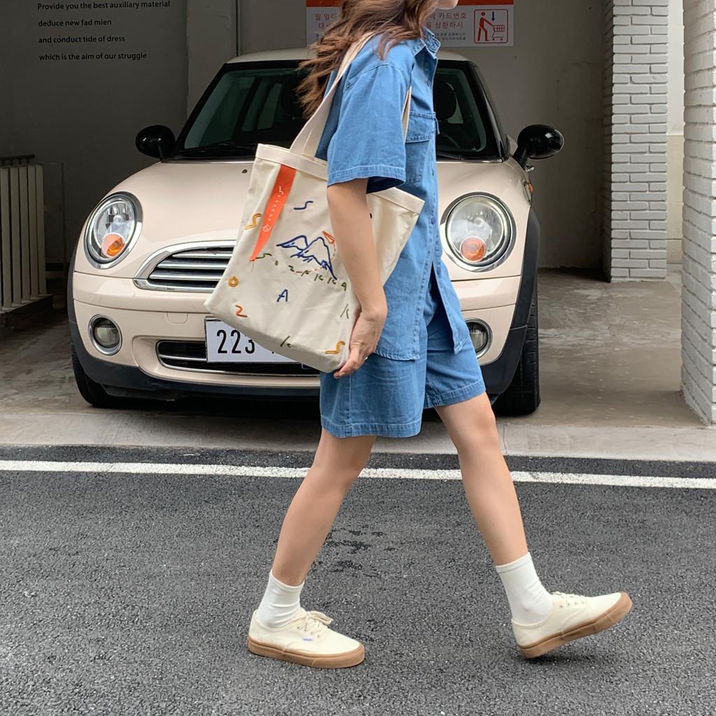 Fashionable Printed Canvas Tote Bag Large Capacity Shoulder Bag For Everyday Use