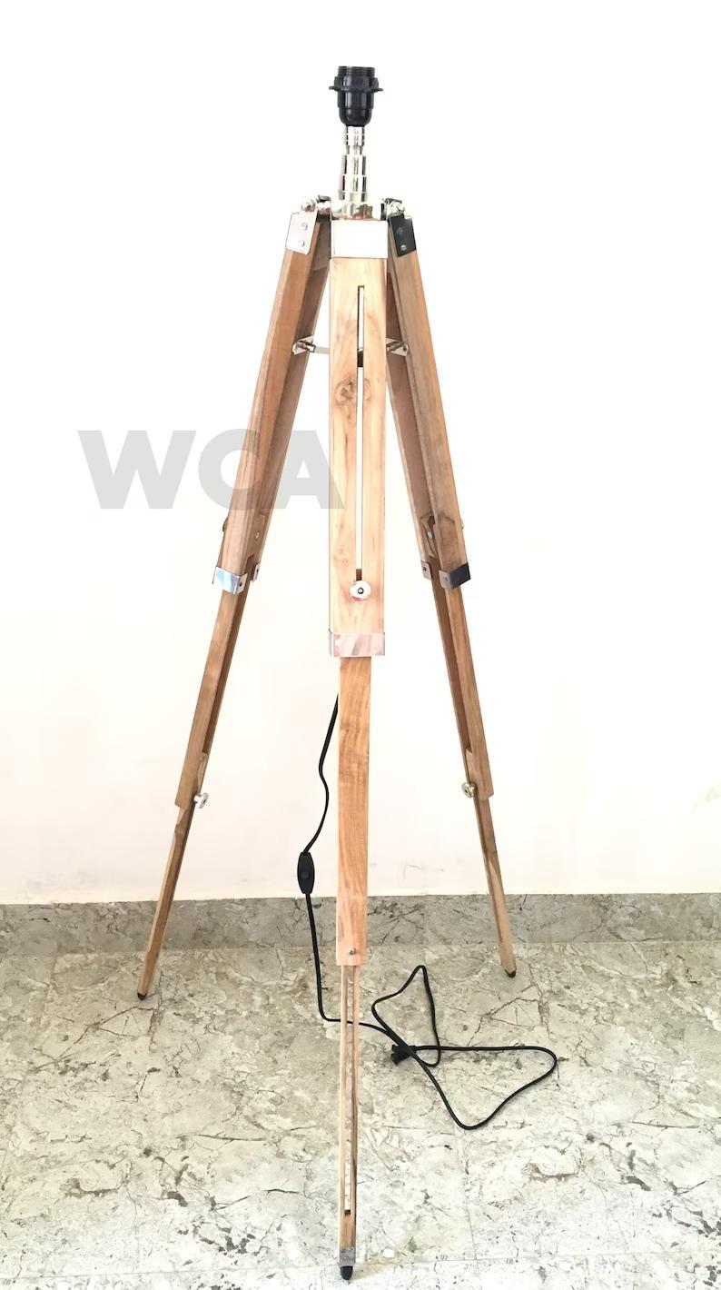 

Nautical Teak Wooden Tripod Handmade Shade Lamp Adjustable Tripod Stand Bedroom / Office Conner Decor 60 Inch срібний