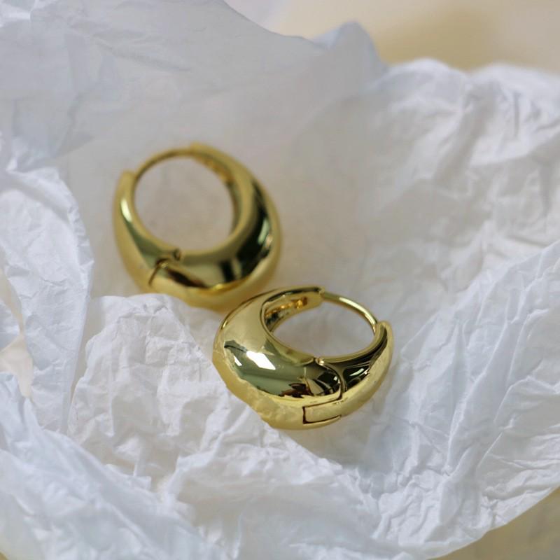 Gold-Plated Brass Teardrop Earrings: Minimalist, High-End, Mirror-Polished Jewelry